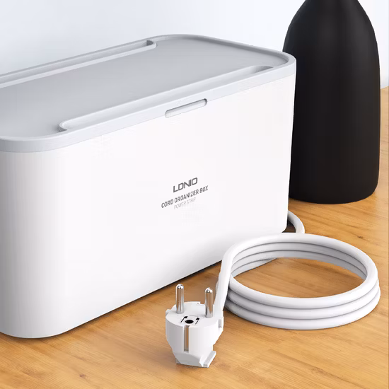 Toma de extensión de toma de corriente estándar UE de Alemania de 3 vías con interruptor